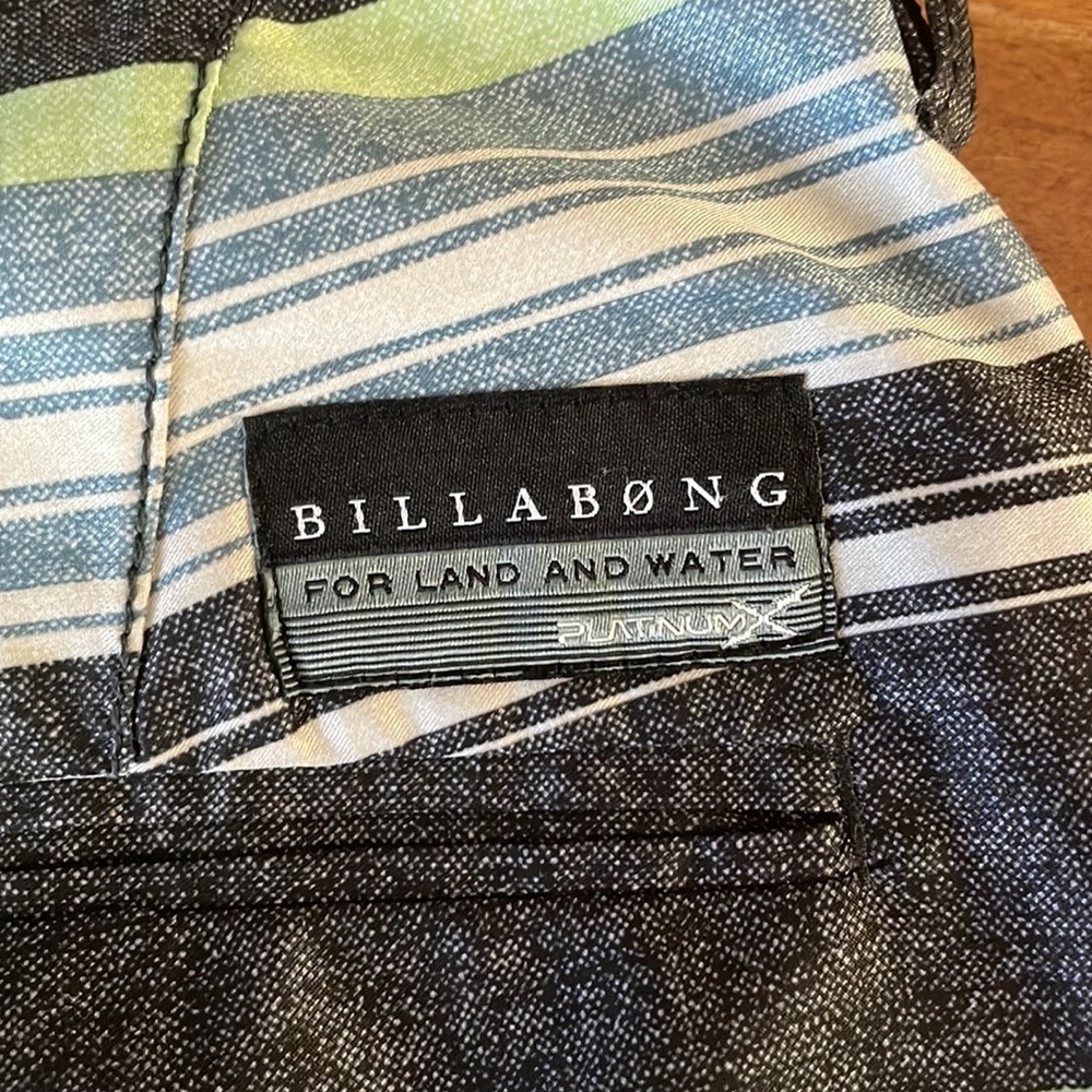 BILLABONG For Land and Water Platinum Board Shorts Size 30 - Picture 9 of 10